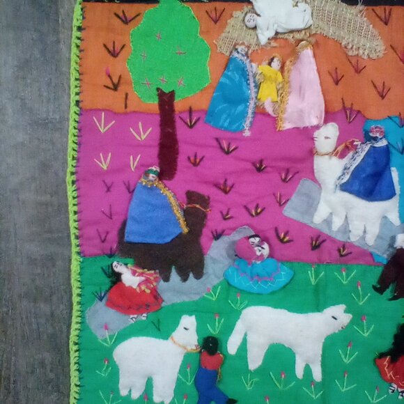 Vintage Fabric Arpillera 3D Folk Art Applique Taperstry Christmas Nativity Scene - Picture 2 of 4